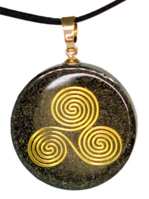 Collar Orgonita Triskel Celta