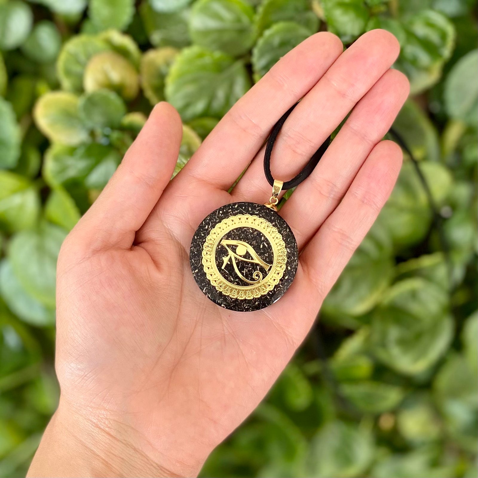 Collar Orgonita Ojo de Horus - Imagen 6