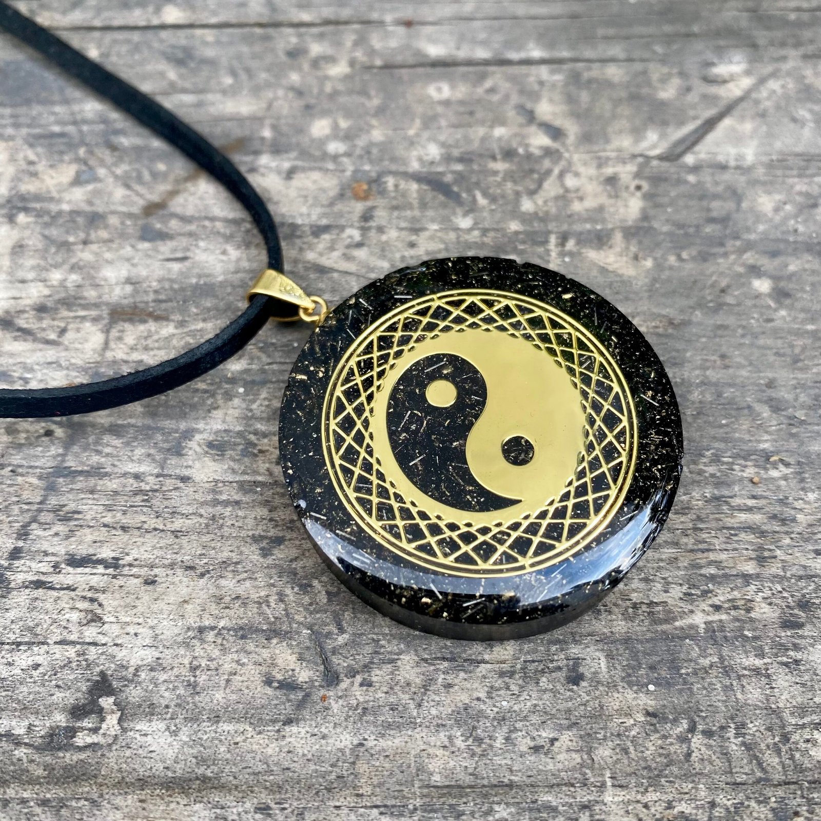 Collar Orgonita Yin Yang - Imagen 2