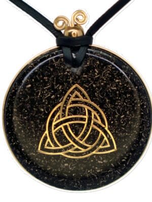 Medallón Orgonita con Triqueta Celta