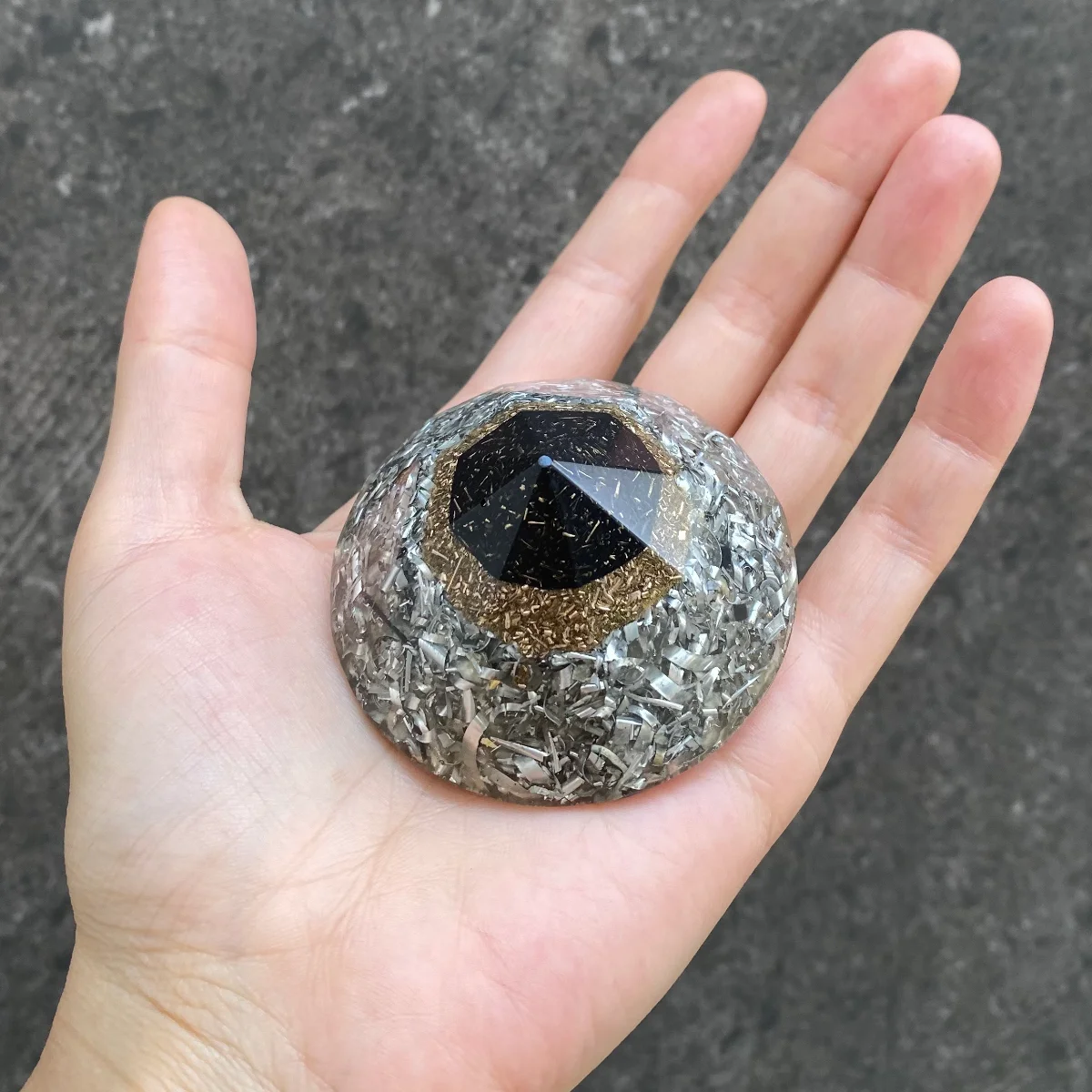 diamante n orgonita soberanía energética negocios